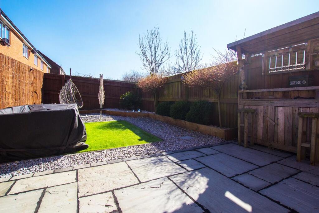 Inveraray Avenue (17).jpg