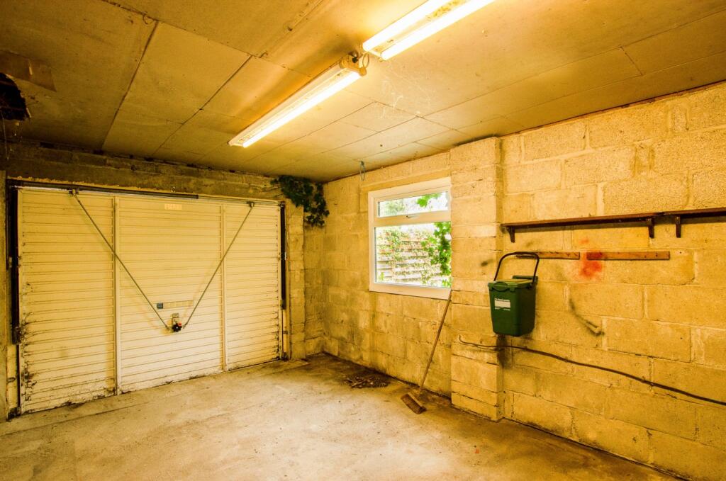 3 High Street TPS Bodmin - 01208 74182-6