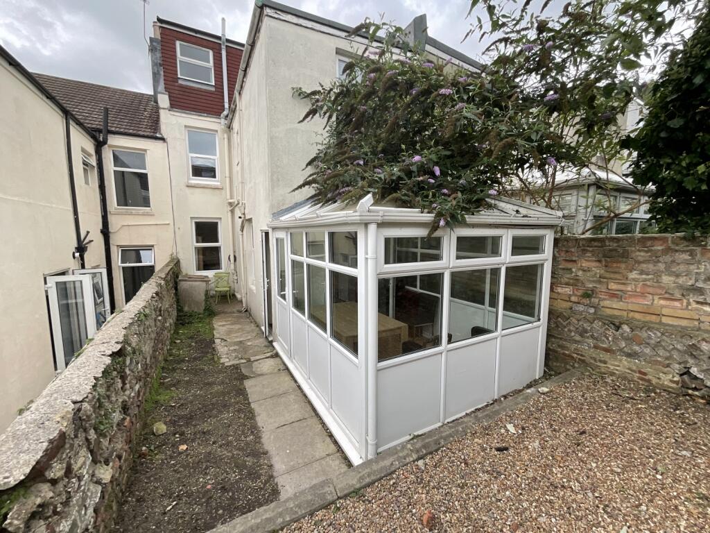 73 Bernard Road - Garden (1)