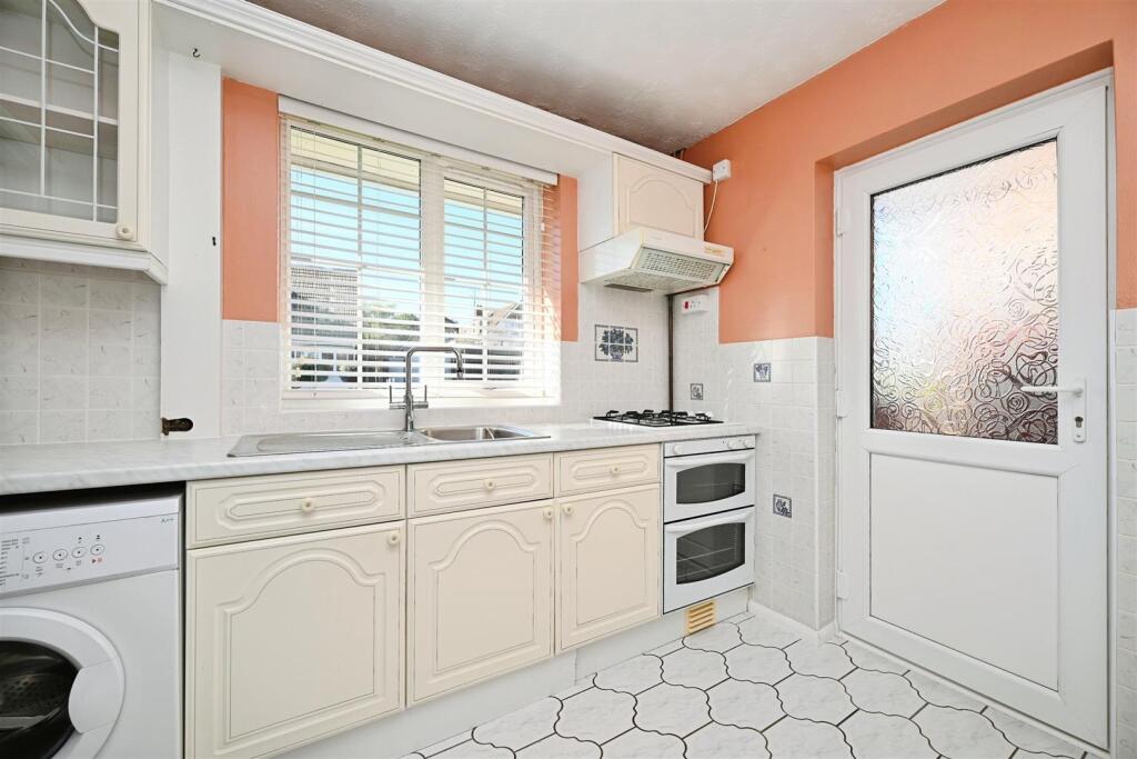 Fitted Kitchen