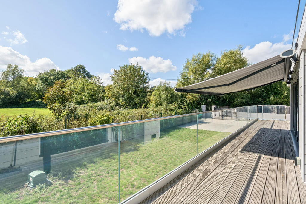 1347579-9-68bebed...