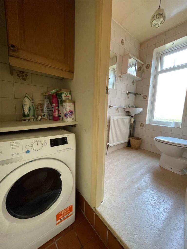 Utility / Cloakroom