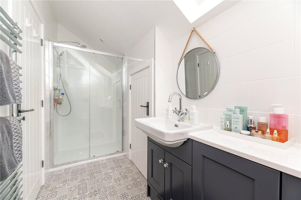 Master Ensuite