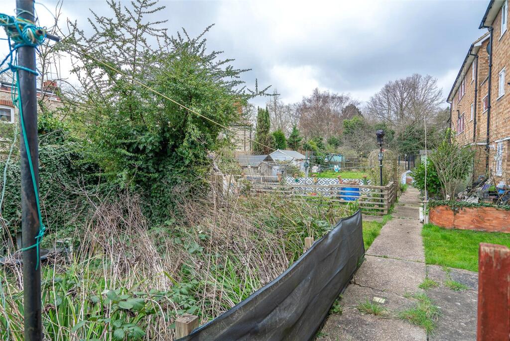 Communal Gardens B