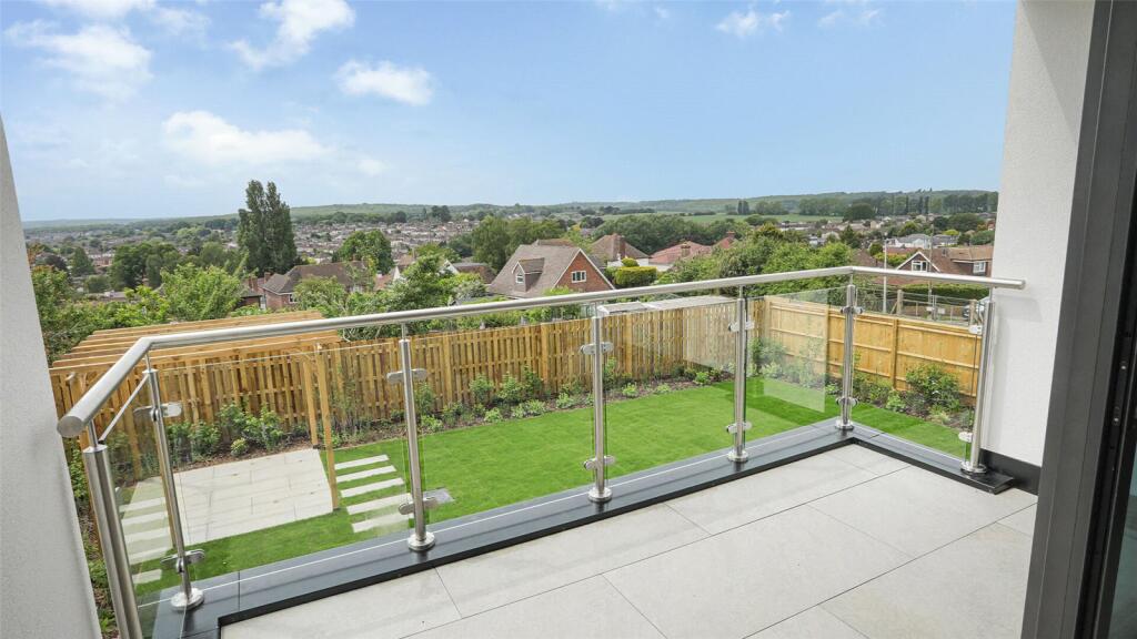 Plot 1 Bedroom Balco