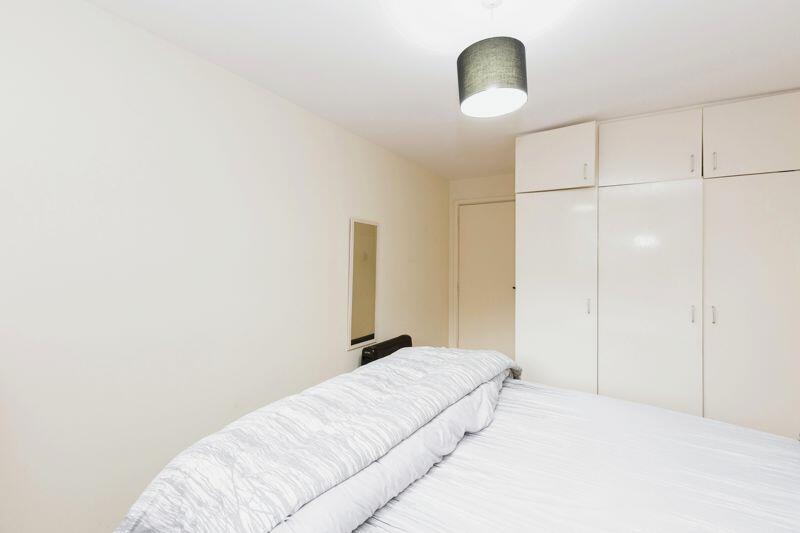 Bedroom (4)