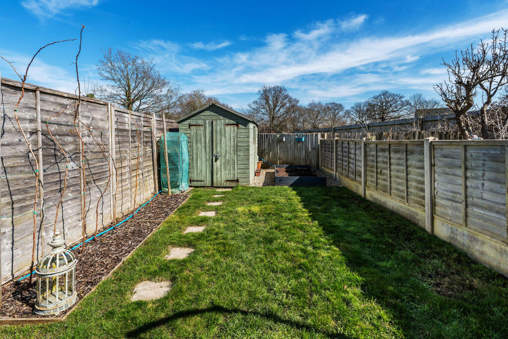 3-Uckfield-Cottage-10