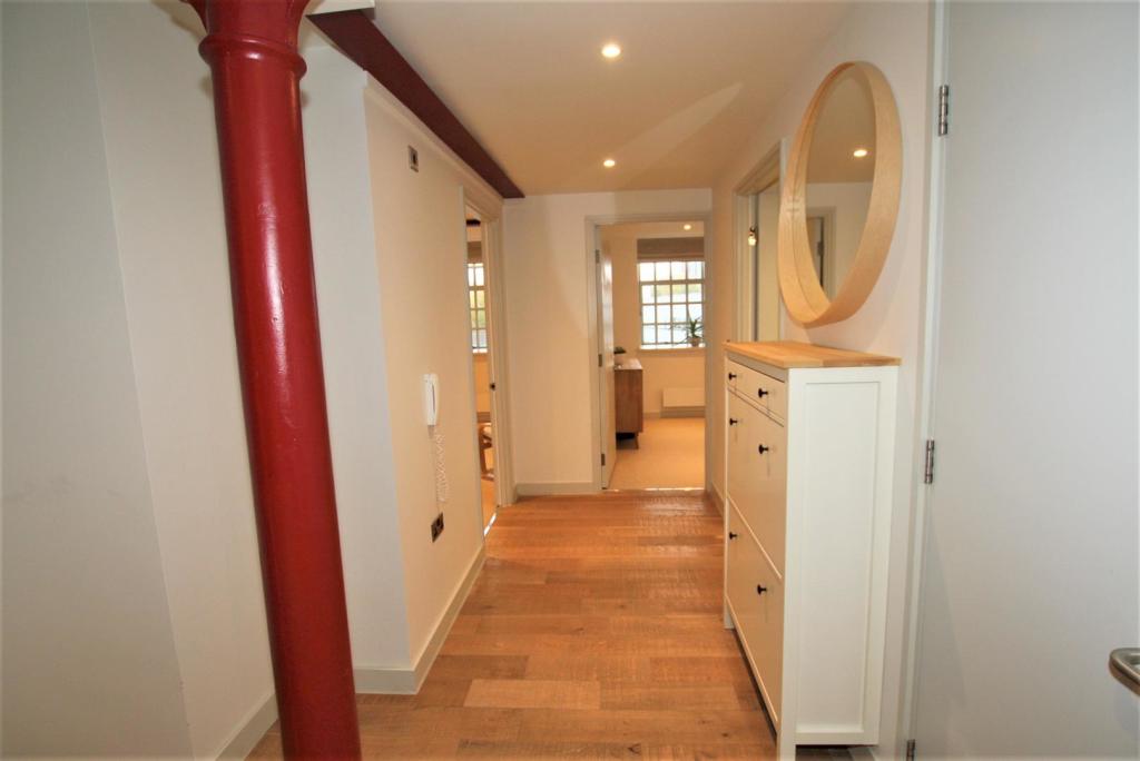 hallway.jpg
