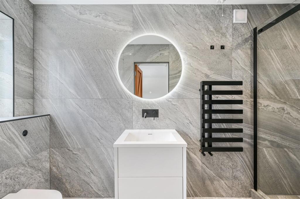 CHAPEL WAY, 102 (28).jpg