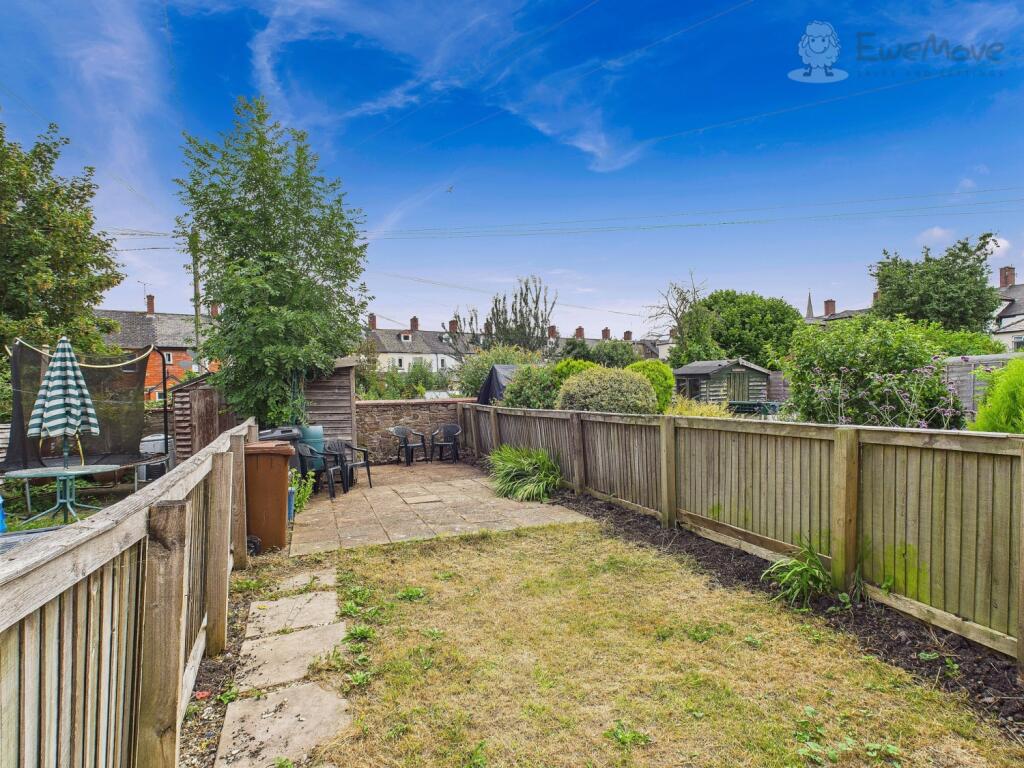 CAM03640G0-PR0055-STILL004