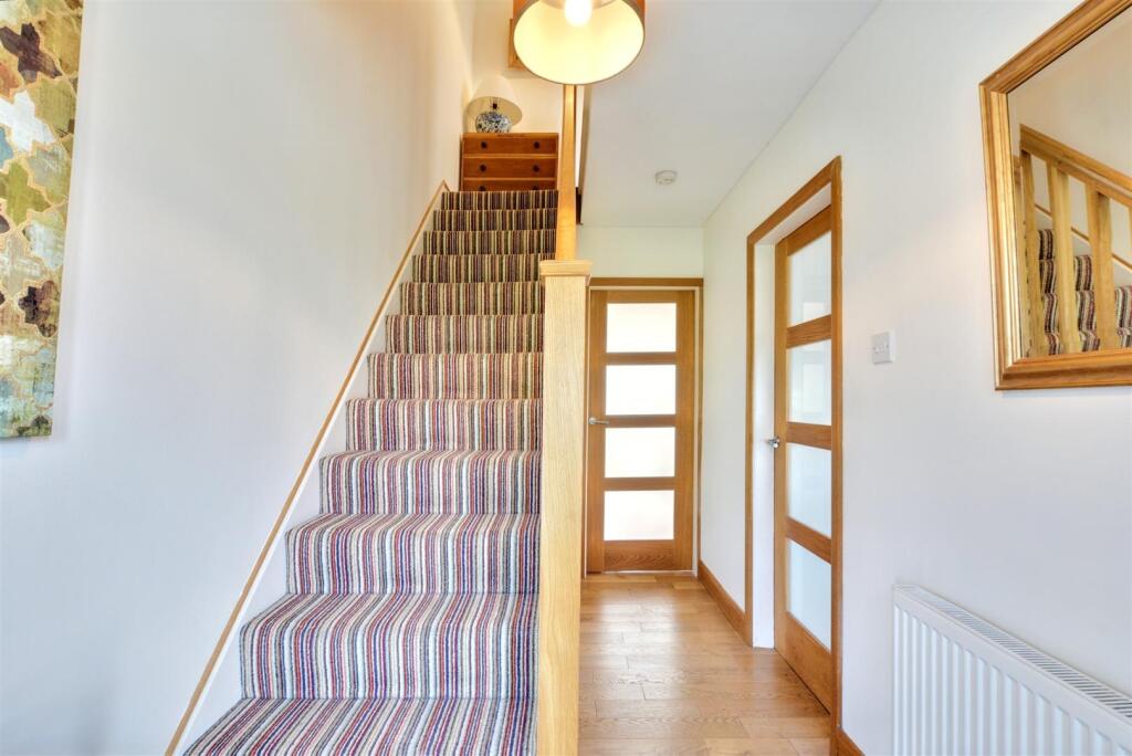 Entrance Hall_2.jpeg