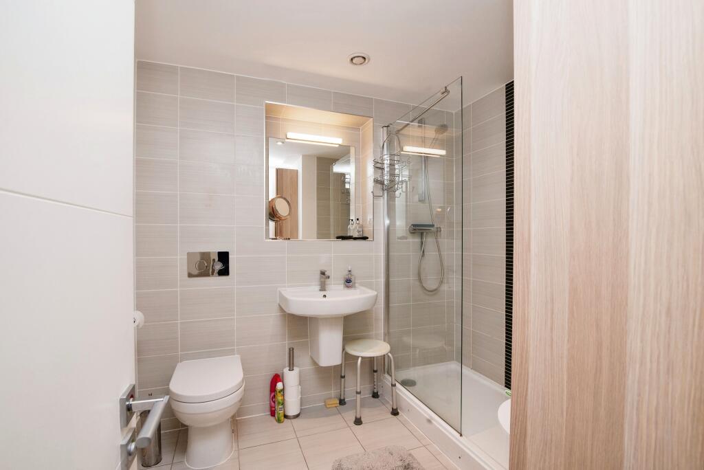 Ensuite