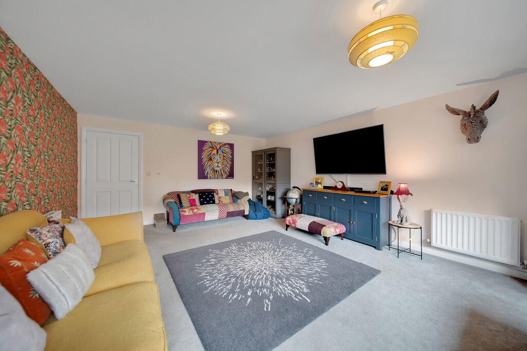 73 Ribbans Park R...