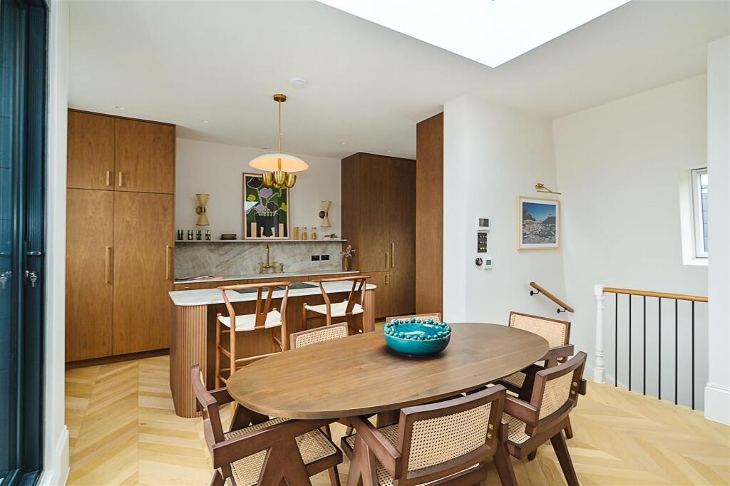 3-11-Ifield-Road (16).JPG