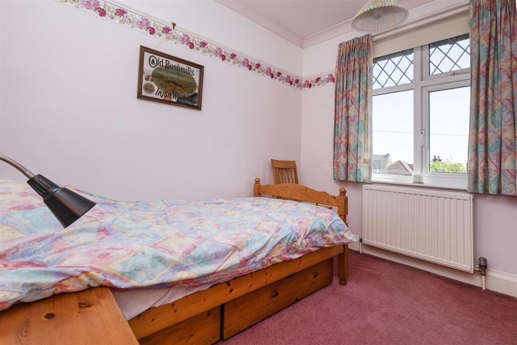 Bramleys Estate Agents - Le Marchant Avenue - Lind