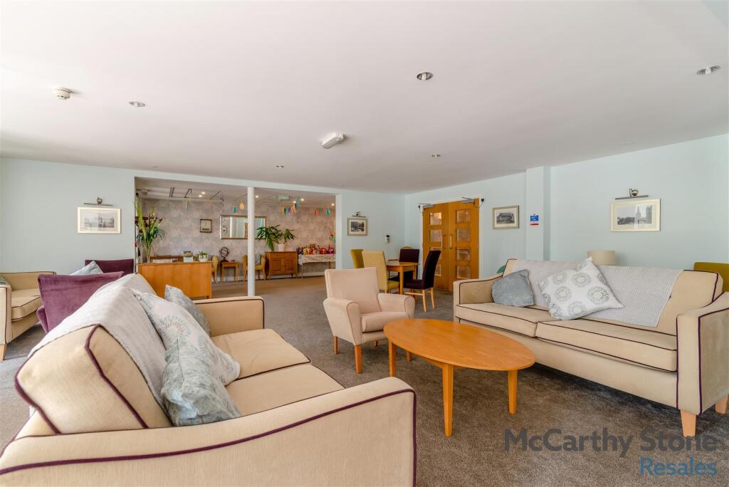 8643282-interior20.jpg