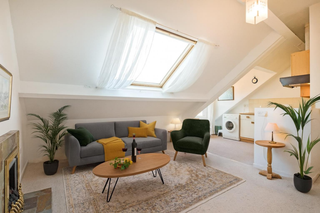 Lounge CGI.png