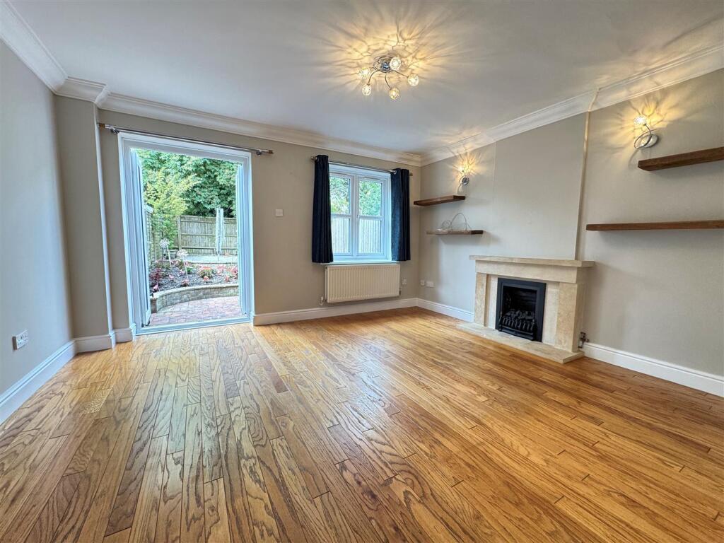 Sitting room.jpg