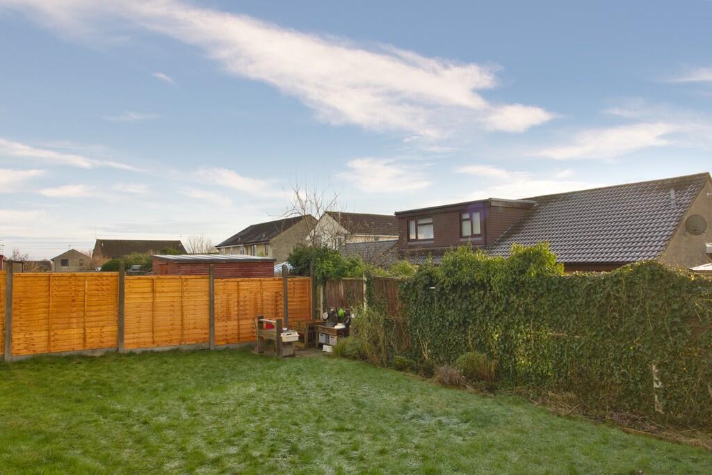27 glebe way21