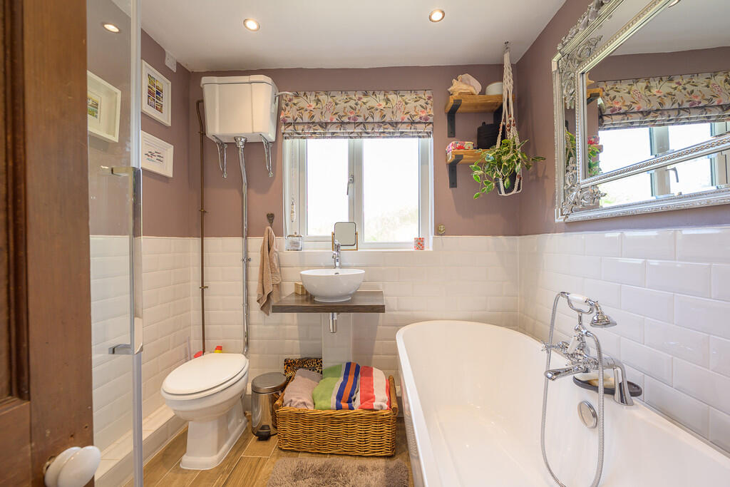 Greytree Cottage-...