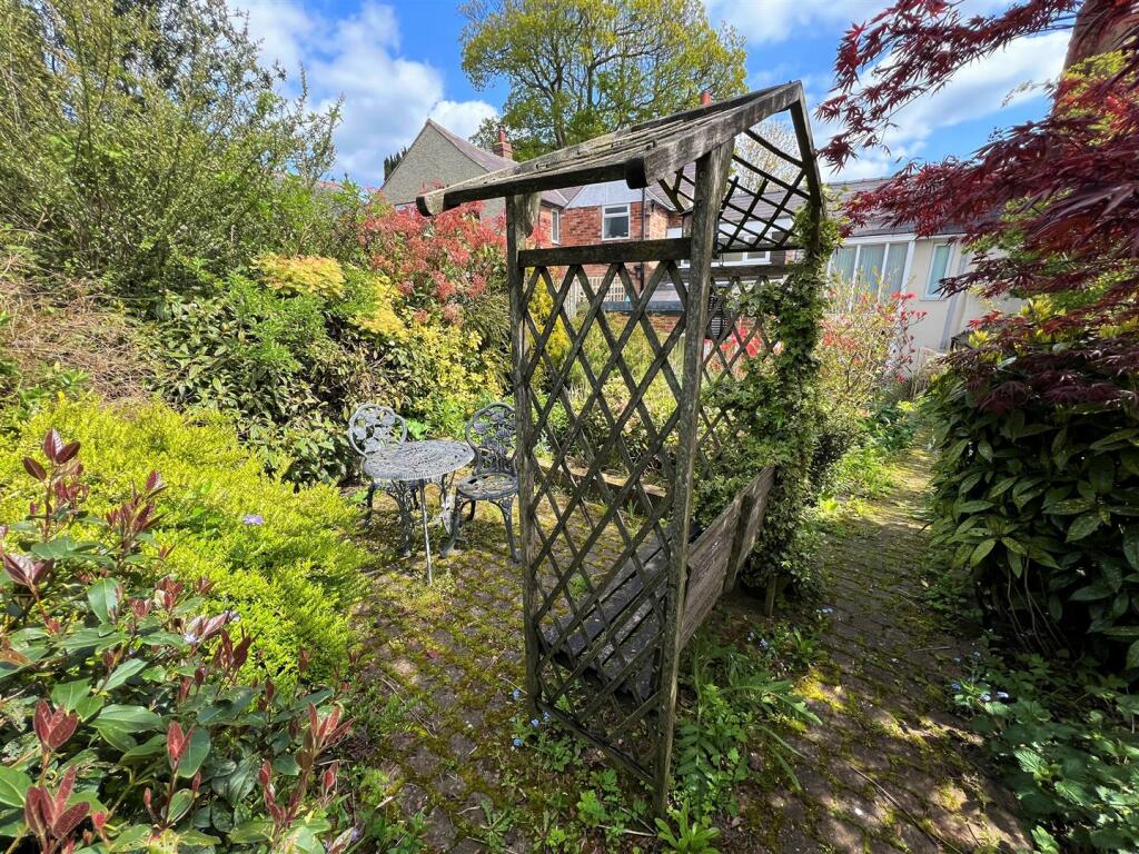 Garden B.JPG