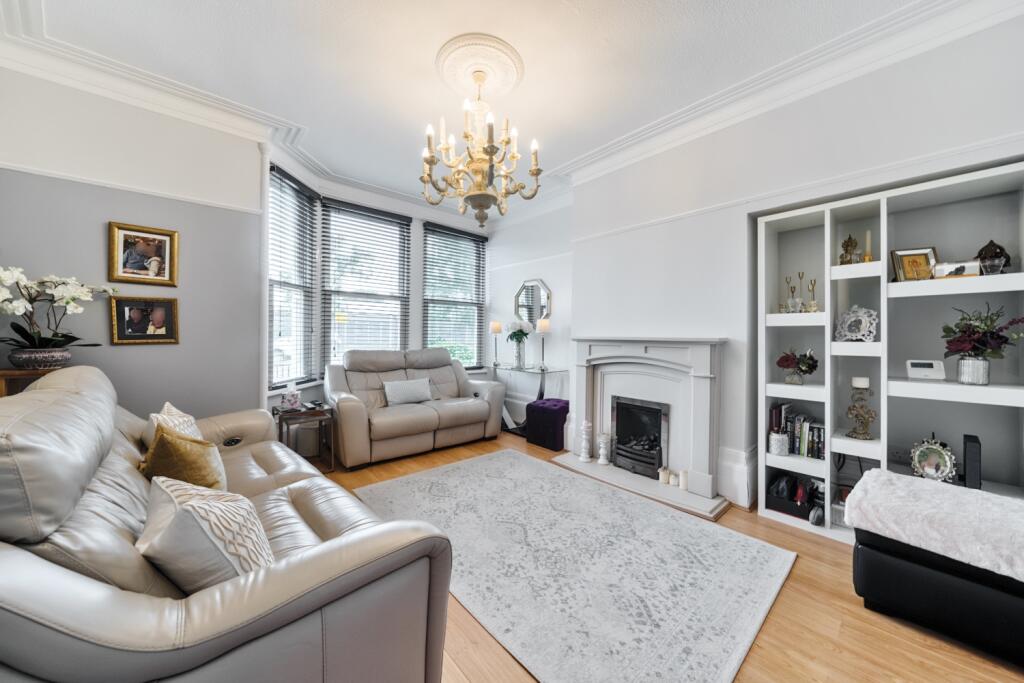 1329585-9-6880ddfe6daa5