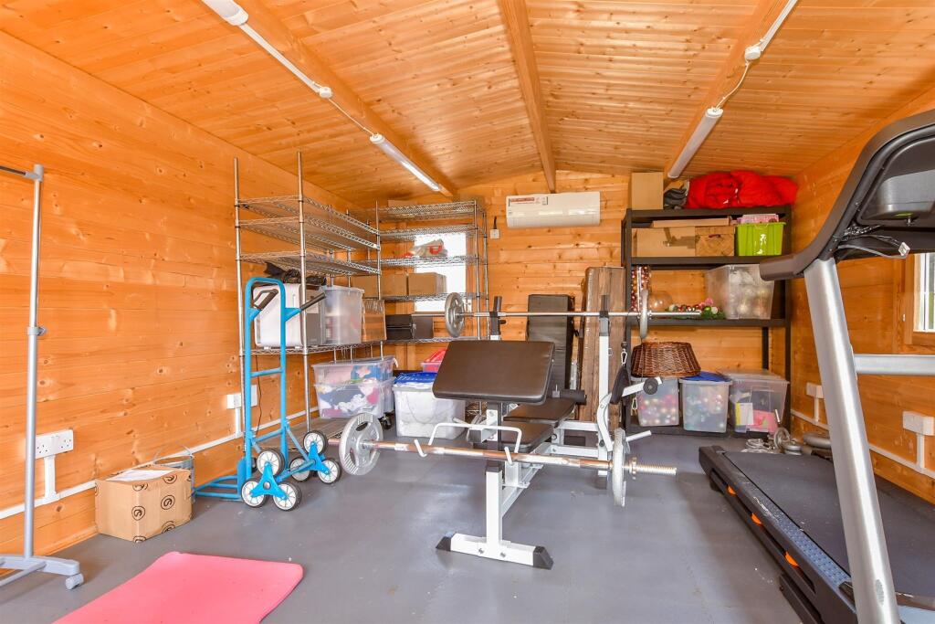 External Lifestyle Photograph