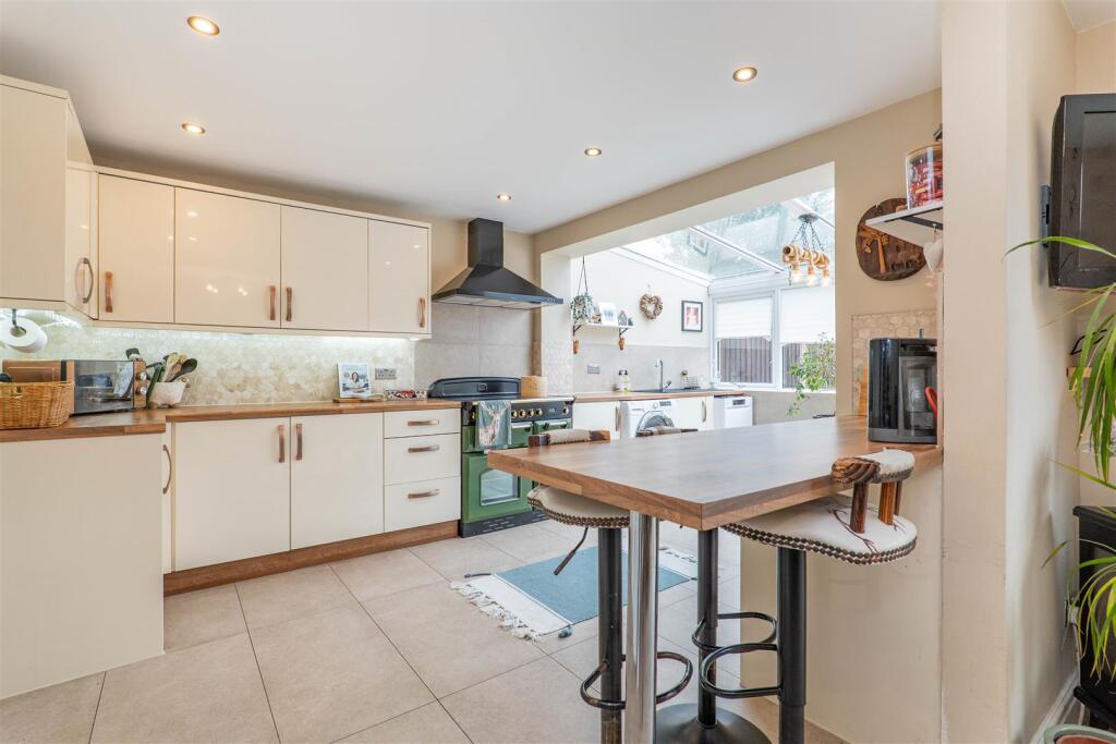 Kitchen/Breakfast Room