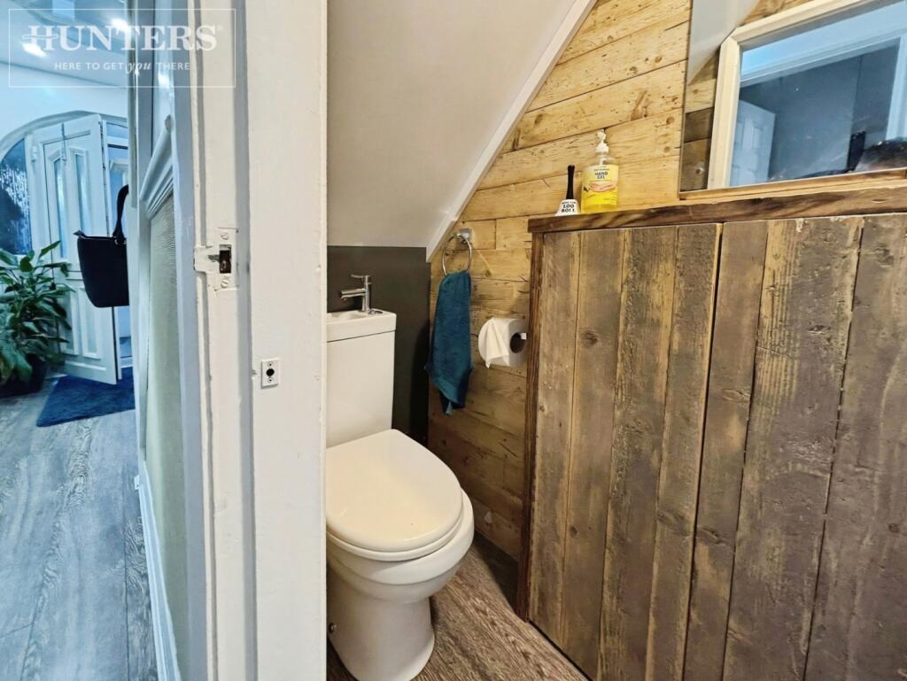 pbox-bathroom-338400.jpeg