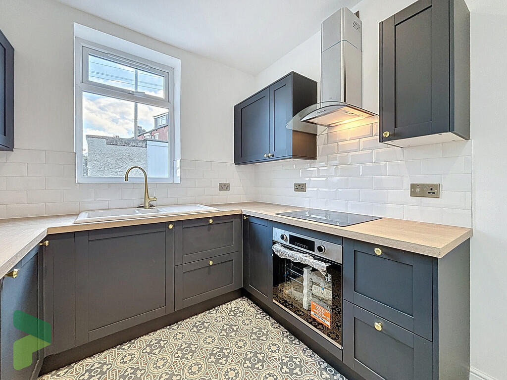 Newly fitted kitc...