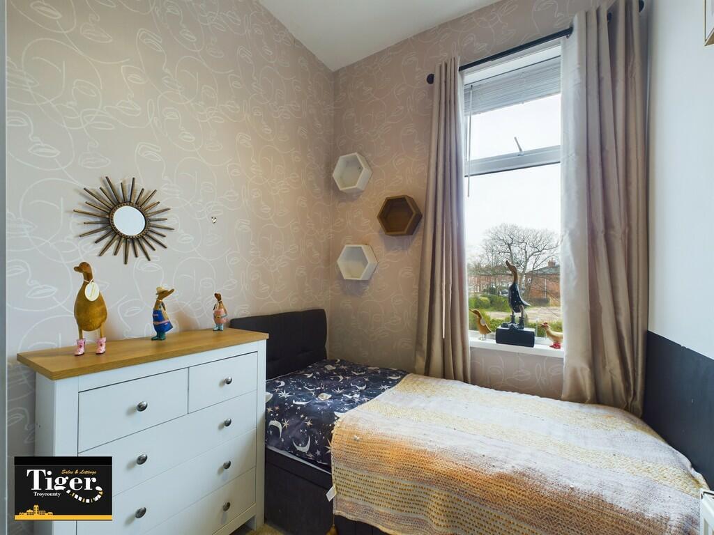 CAM02176G0-PR0176...