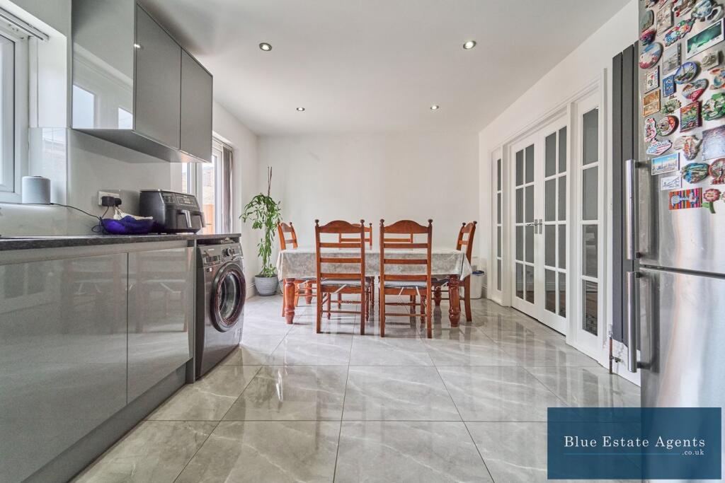 Extended Kitchen &amp; Diner