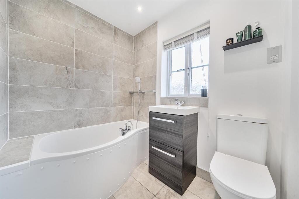 Avondale Road, Brandon