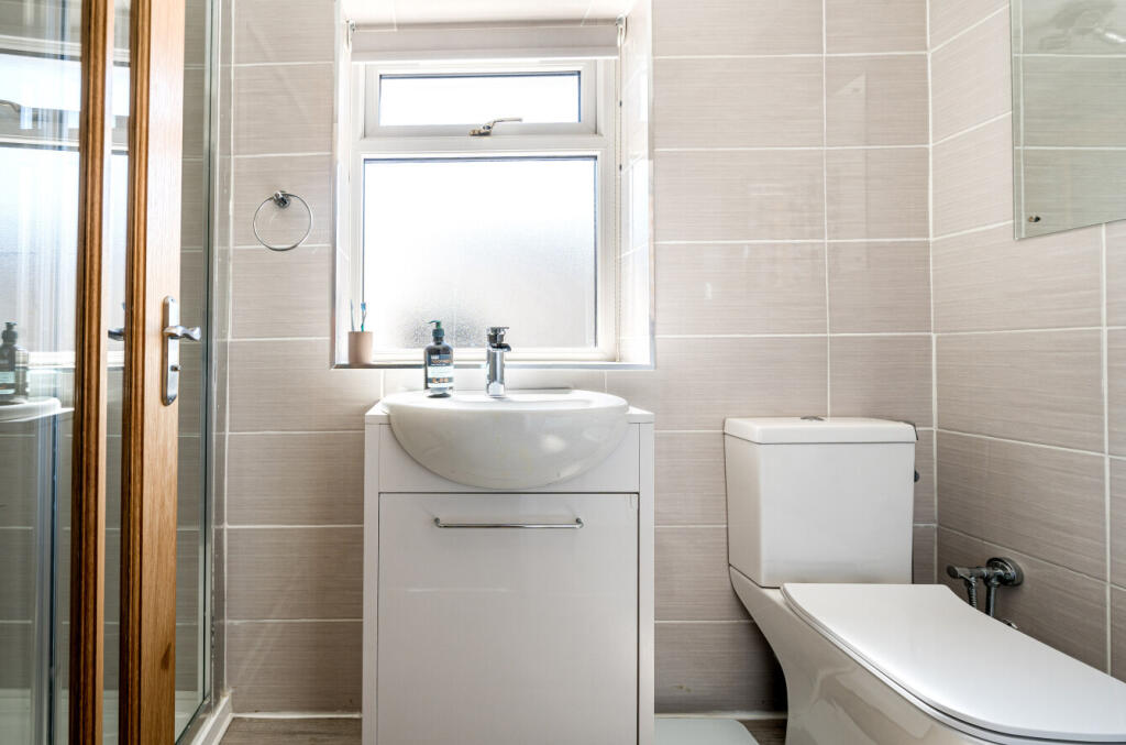 1317352-20-686fa2...