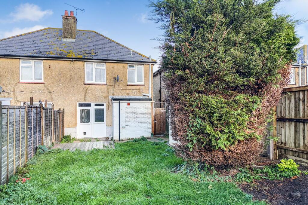 12 Lea Road, Lake, Sandown, Isle of Wight, PO36 9HX