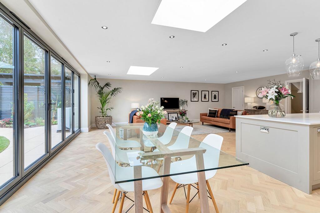 Open Plan Living Dining Kitchen
