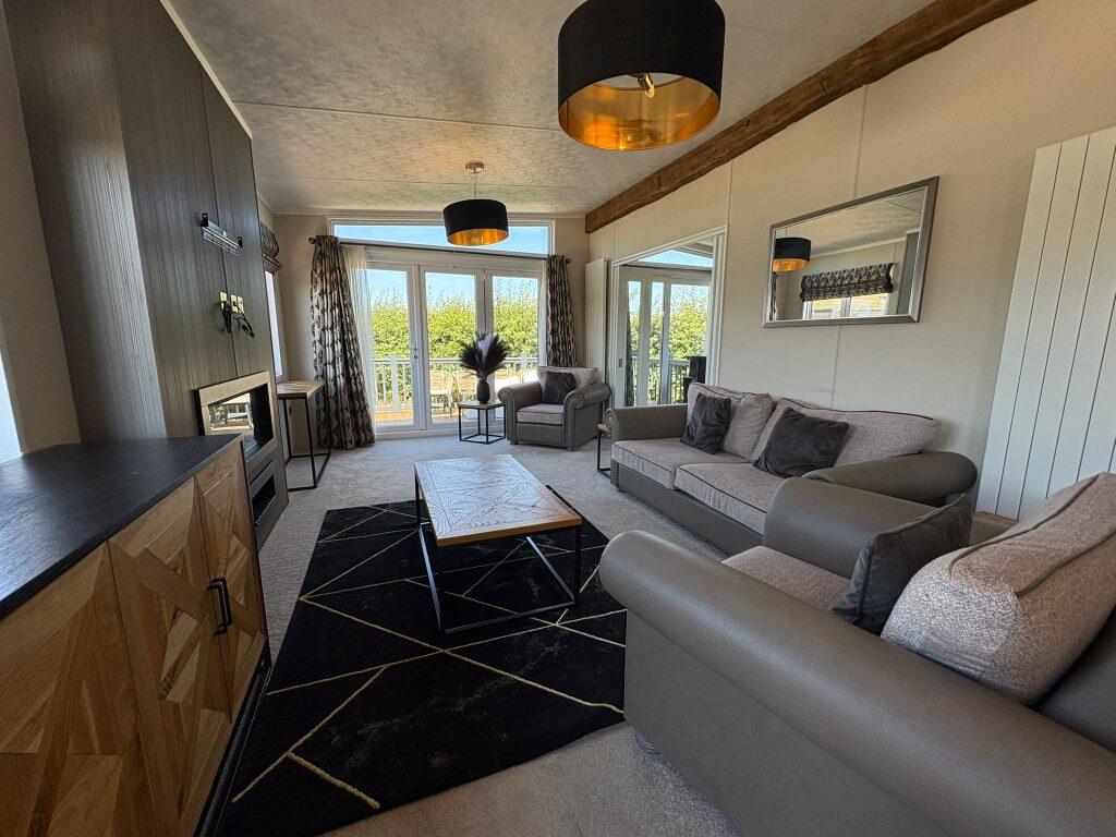 Photo 2025 07 11 14 03 23 (2)