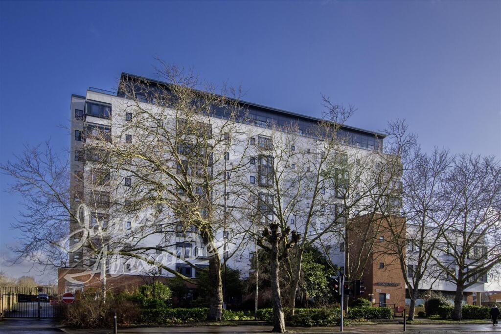 1258 London Road, Norbury