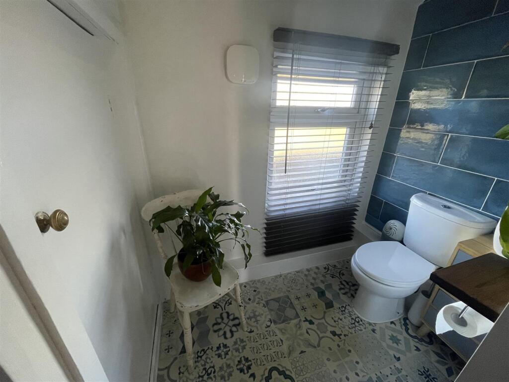 2 Sheppards Bush a.jpg