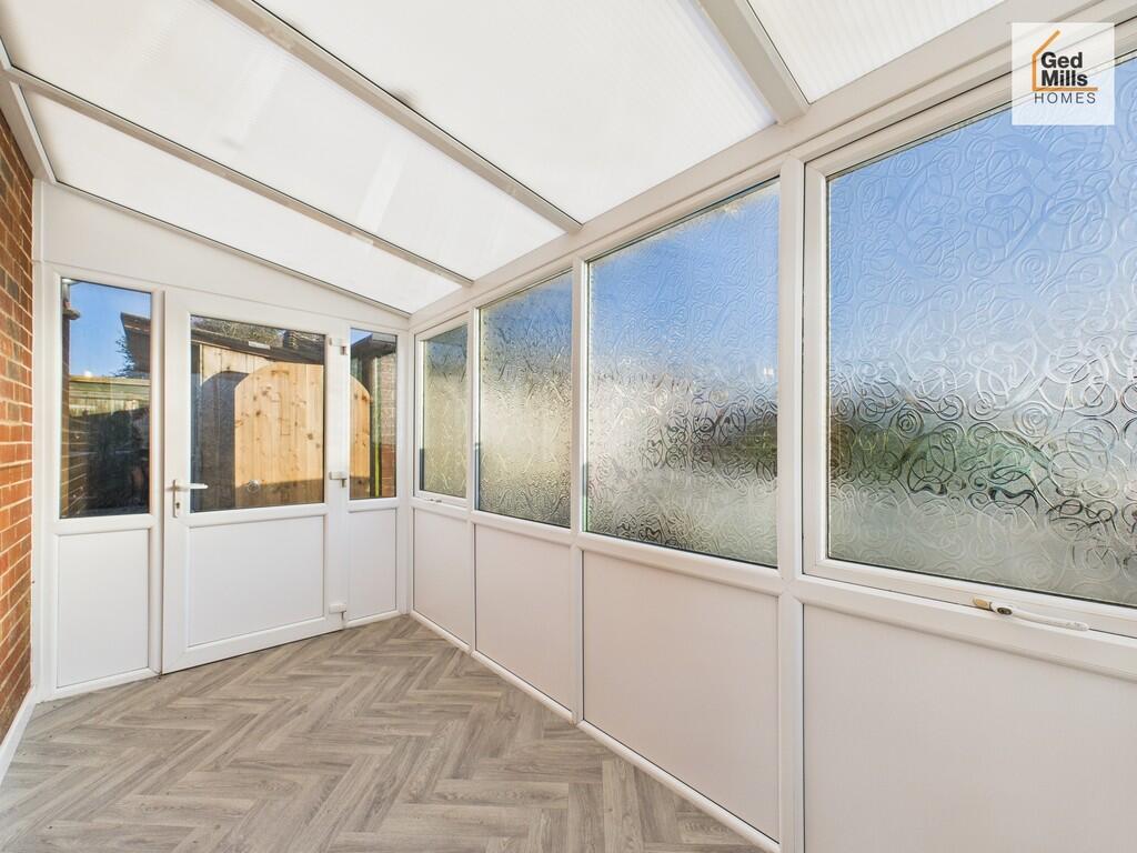 CAM02899G0-PR0064...