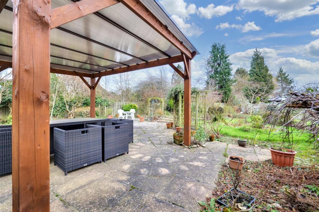 Woodfield Road Garden 3.jpeg