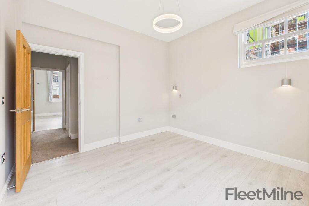 Main bedroom