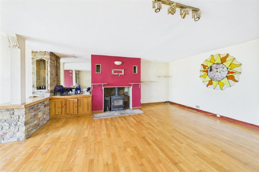 Garden Maisonette, 17 Somerset Street, Kingsdown, 