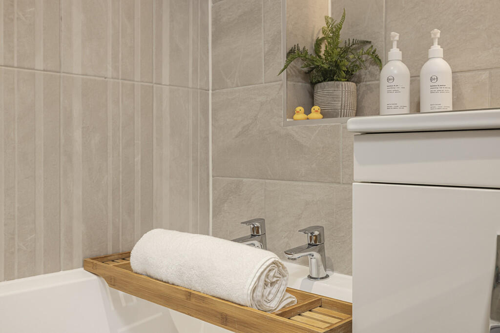 44-print-330 Nort...