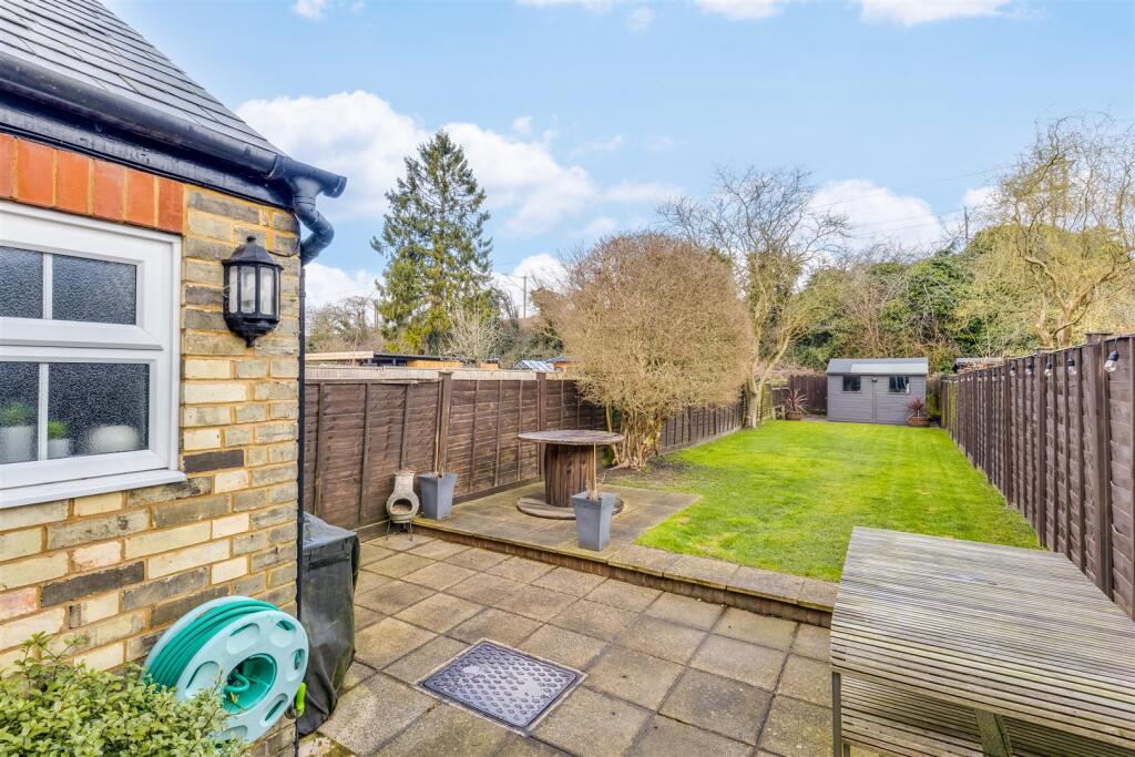 Icknield Way 18-24.jpg