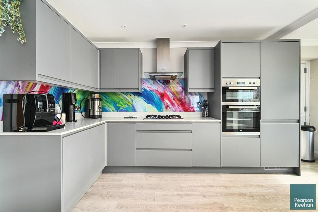 116-new-church-road-bn3 (21).jpg