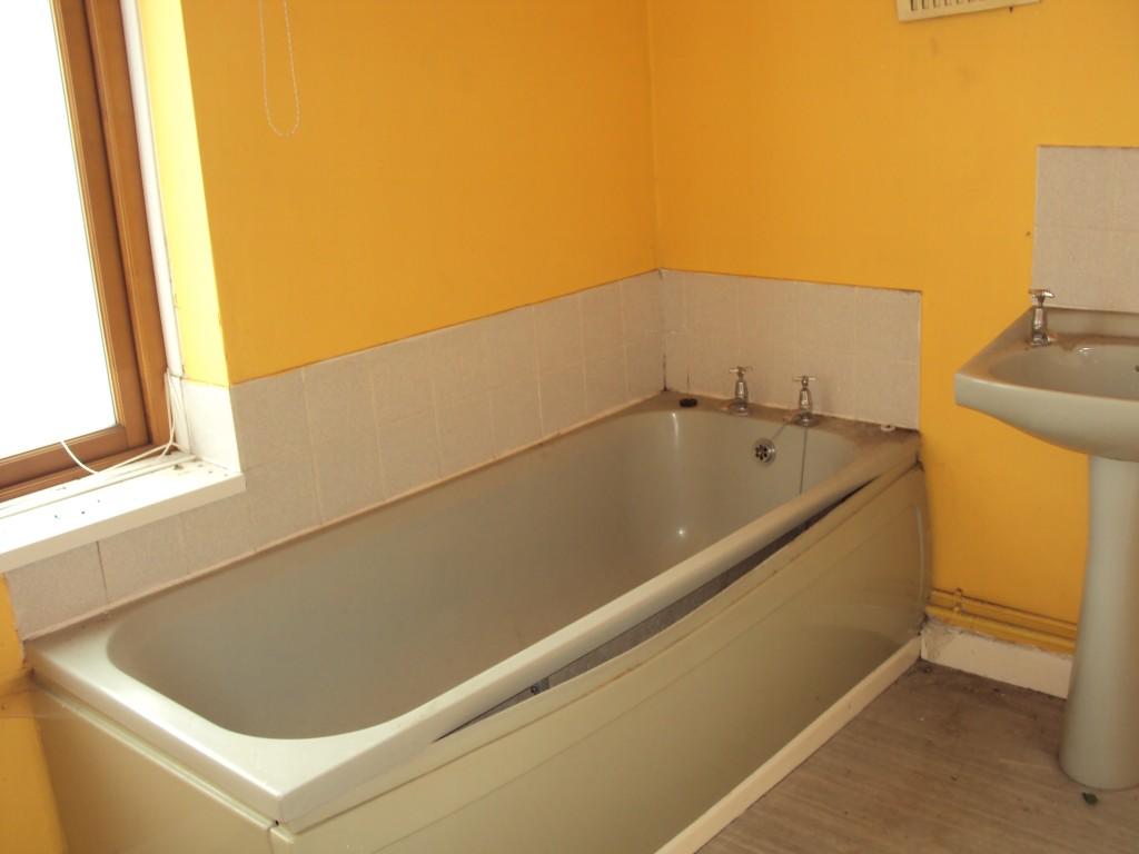 F/Floor Bathroom