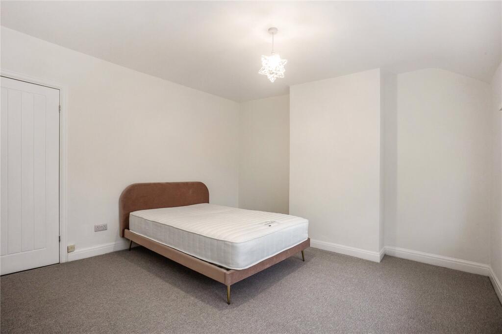 Bed 1