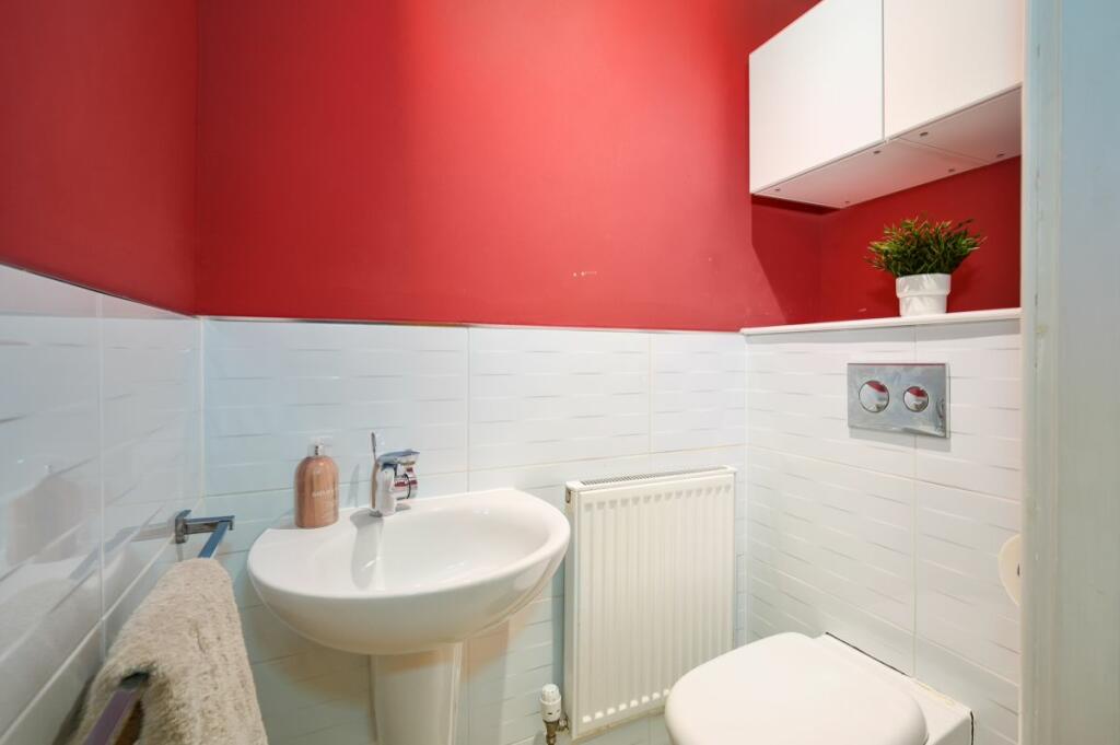 Basement annex WC