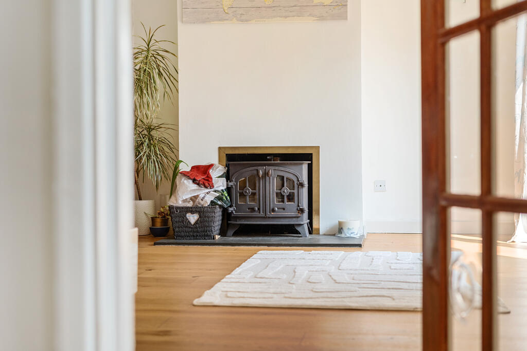 1334806-51-689f4c953720d-ARW-1